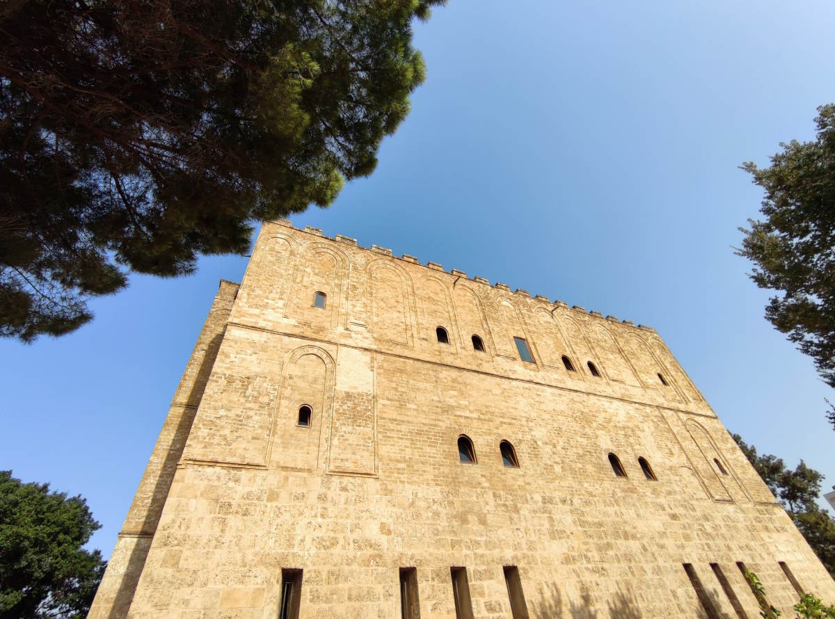 Cosa vedere a Palermo in 5 giorni: l'imponente struttura del Castello/Palazzo della Zisa