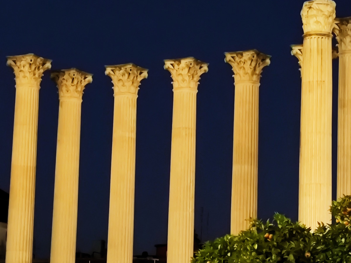 Visitare Cordoba: Le Colonne del Tempio romano