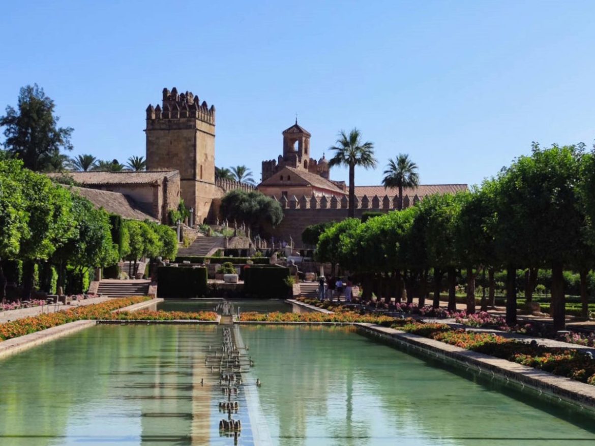 Cosa vedere a Cordoba in 3 giorni: visitare l'Alcazar dei Re Cristiani (Alcazar de Los Reyes Cristianos) Città andalusa