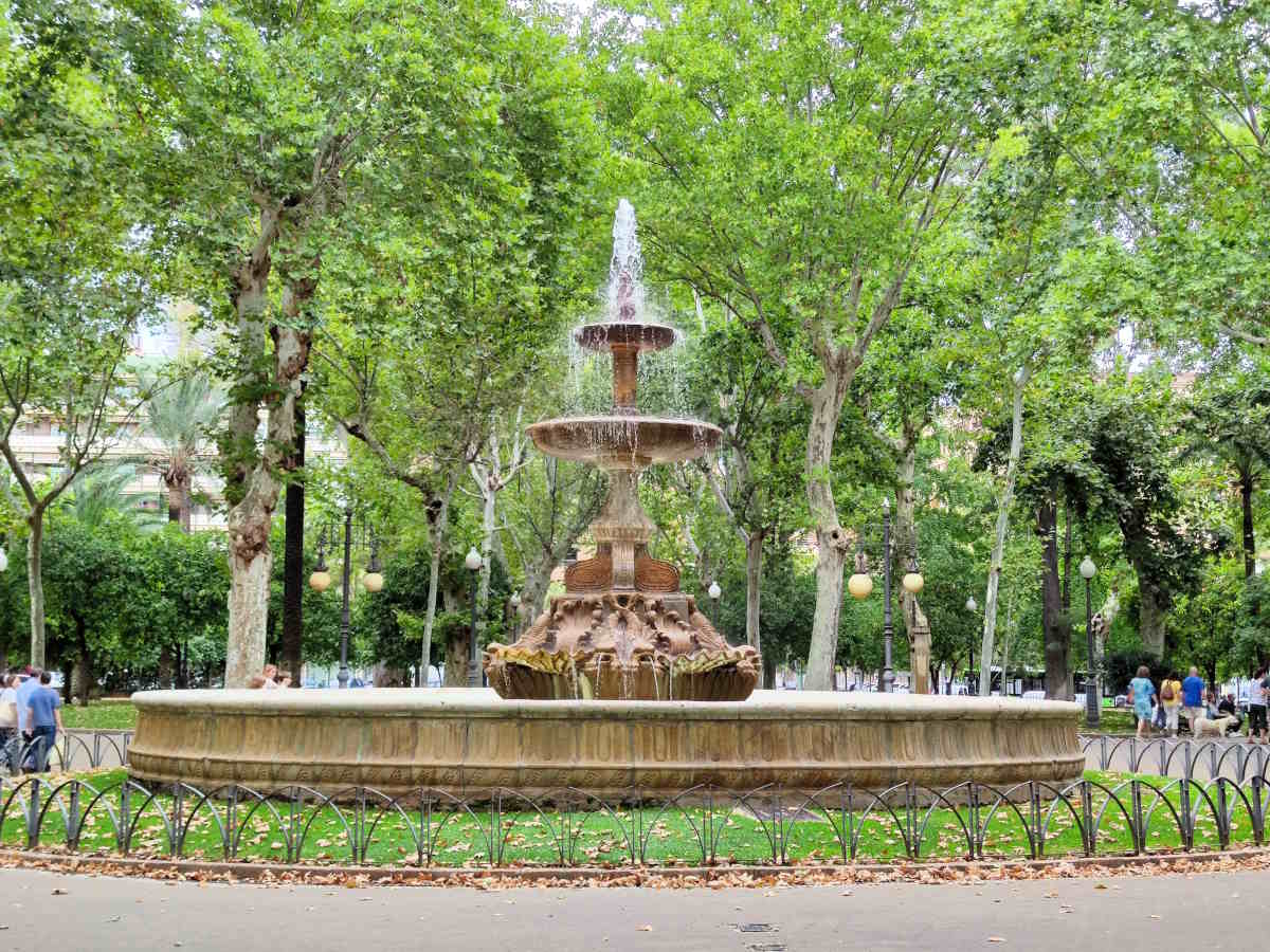 Visitare Cordoba - I Giardini de la Merced a Plaza Colon